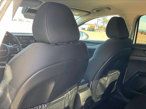 Used 2022 Kia K5 LXS image 11