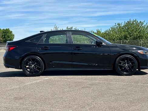 Certified 2025 Honda Civic Sport image 2