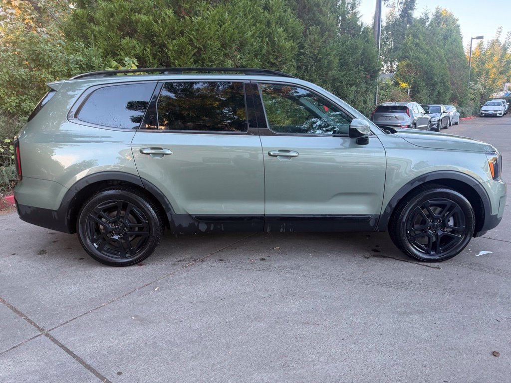 Used 2025 Kia Telluride SX X-Line AWD/4WD image 2