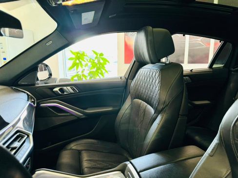 Used 2023 BMW X6 M50i w/ Parking Assistance Package image 16