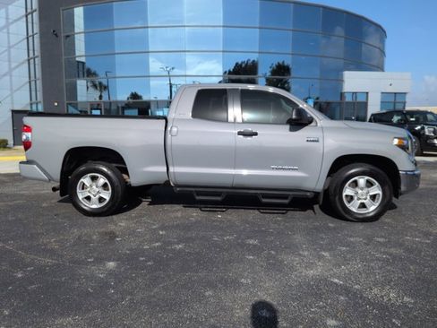 Used 2021 Toyota Tundra SR5 image 3