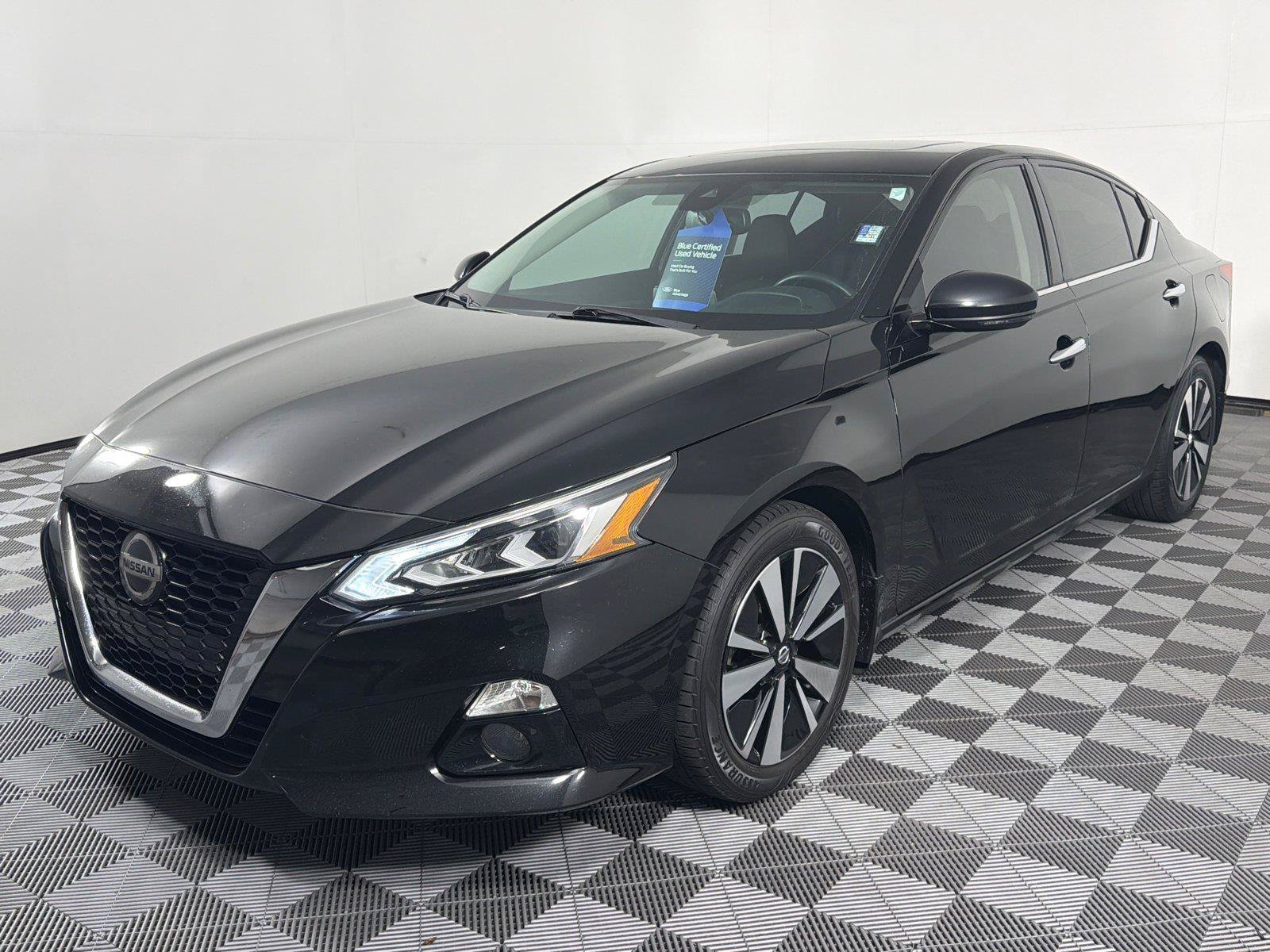 Used 2020 Nissan Altima 2.5 SV FWD image 3