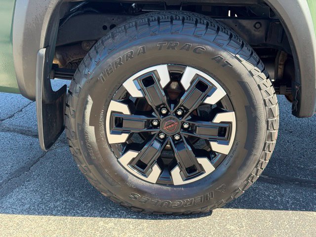 Used 2024 Nissan Frontier PRO-4X AWD/4WD image 12