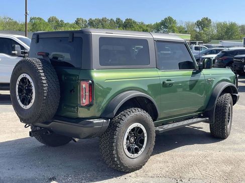 Used 2023 Ford Bronco Outer Banks AWD/4WD image 3