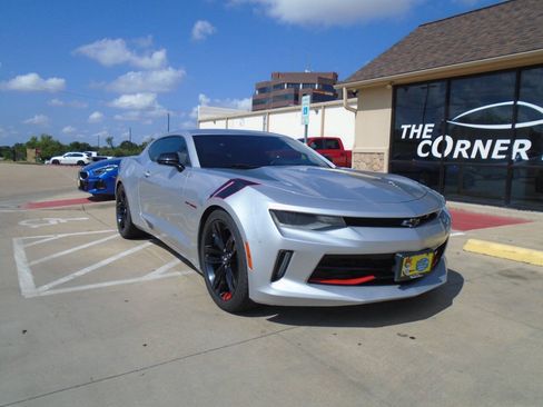 Used 2018 Chevrolet Camaro LT w/ Redline Edition RWD image 1