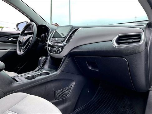 Used 2018 Chevrolet Equinox LT w/ Sun & Infotainment Package FWD image 14