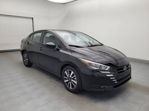 Used 2025 Nissan Versa SV image 13