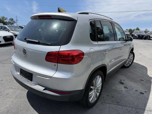 Used 2016 Volkswagen Tiguan SE FWD image 4