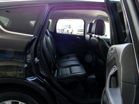 Used 2017 Ford Escape Titanium image 14