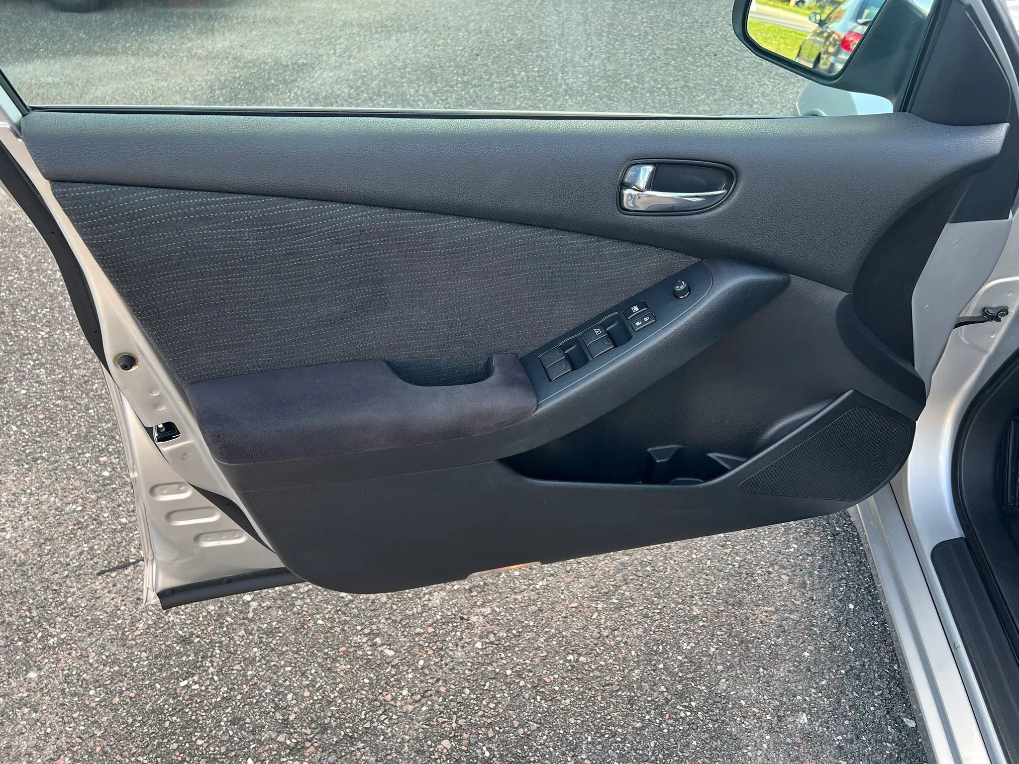 Used 2012 Nissan Altima 2.5 S FWD image 5