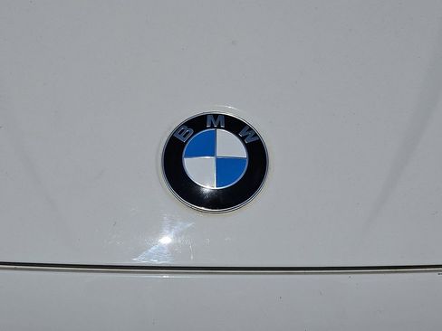 Used 2015 BMW X1 sDrive28i RWD image 22