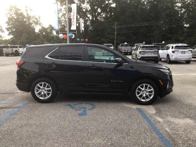 Used 2024 Chevrolet Equinox LT FWD image 3