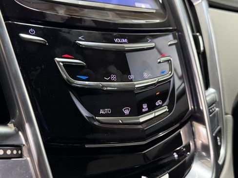 Used 2014 Cadillac SRX FWD image 19