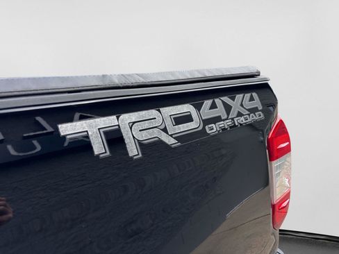 Used 2017 Toyota Tundra SR5 w/ TRD Off Road Package AWD/4WD image 52