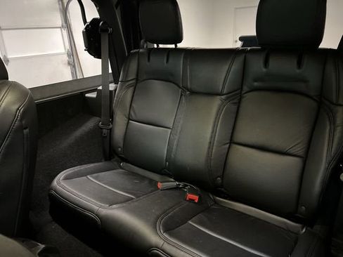 Used 2020 Jeep Wrangler Sport image 23