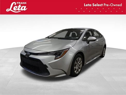 Used 2020 Toyota Corolla LE image 1
