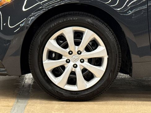 Used 2026 Toyota Corolla LE FWD image 13