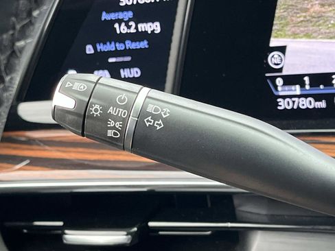 Used 2024 Cadillac Escalade ESV Premium Luxury w/ Performance Package image 34