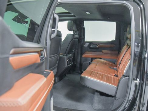 Used 2024 GMC Sierra 1500 Denali Ultimate image 4