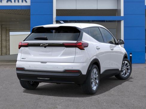 New 2027 Chevrolet Bolt LT w/ Comfort Package image 4