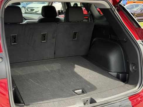 Used 2025 Chevrolet Blazer LT image 25