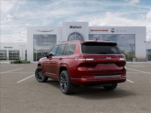 New 2026 Jeep Grand Cherokee L Limited AWD/4WD image 3
