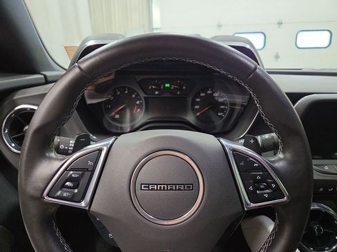 Used 2023 Chevrolet Camaro LT w/ Technology Package RWD image 20