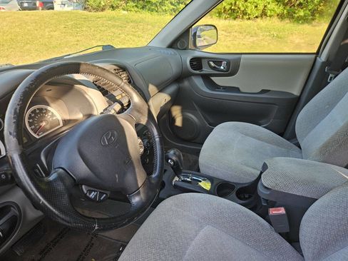 Used 2005 Hyundai Santa Fe GLS FWD image 10