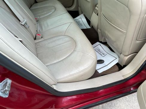 Used 2008 Buick Lucerne CXL w/ Ultra Confidence Package FWD image 11