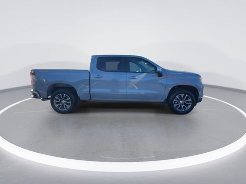 Used 2024 Chevrolet Silverado 1500 LT AWD/4WD image 9