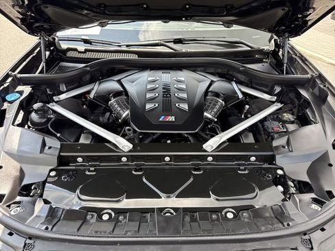 Used 2025 BMW X7 M60i AWD/4WD image 59