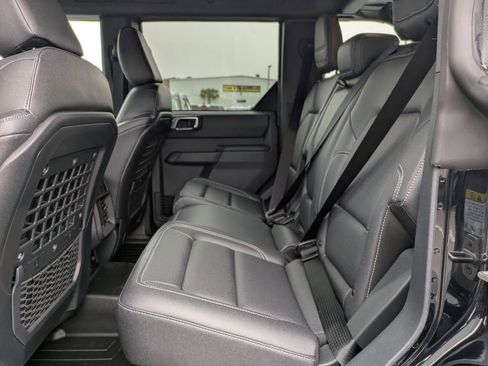 New 2025 Ford Bronco Big Bend w/ Black Diamond Package image 15