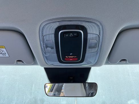 Used 2025 Hyundai Kona SEL image 16