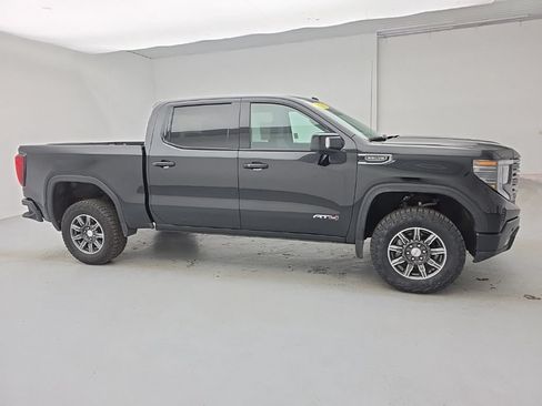 Used 2025 GMC Sierra 1500 AT4 AWD/4WD image 14