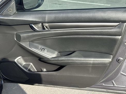 Used 2020 Honda Accord Sport image 34