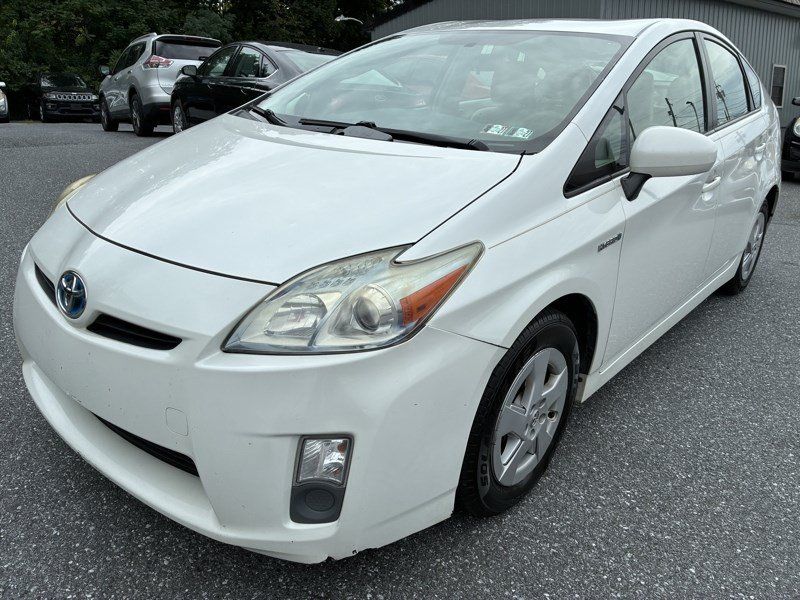 Used 2010 Toyota Prius Three FWD image 1