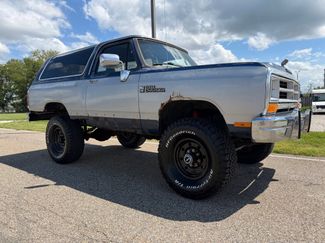 Used 1990 Dodge Ramcharger 4WD video 1