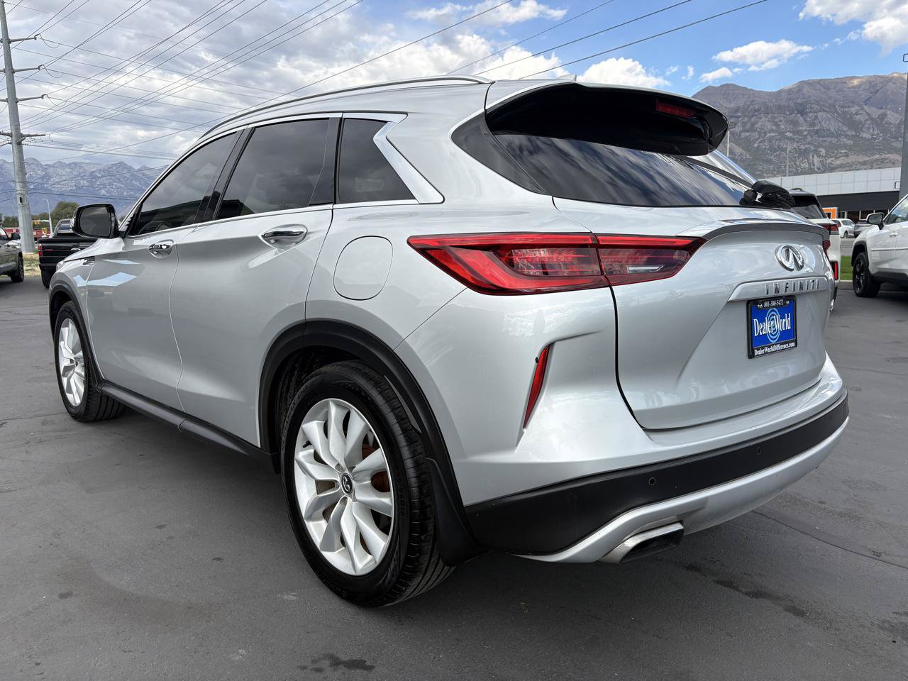 Used 2019 INFINITI QX50 Essential w/ Premium Heat Package AWD/4WD image 4