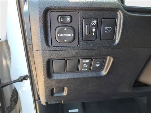 Used 2024 Toyota 4Runner SR5 Premium AWD/4WD image 21