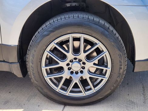 Used 2012 Subaru Outback 3.6R Limited w/ Moonroof Pkg AWD/4WD image 15