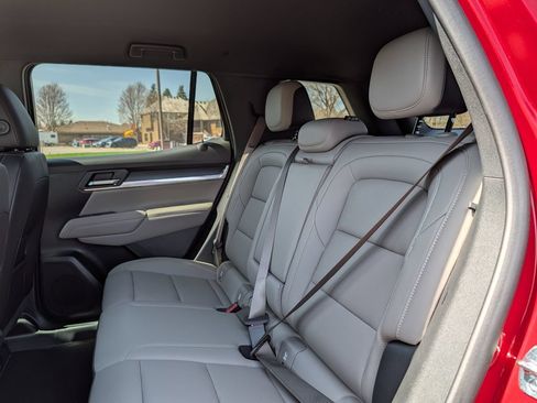 New 2026 GMC Terrain Elevation w/ Elevation Premium Package AWD/4WD image 32