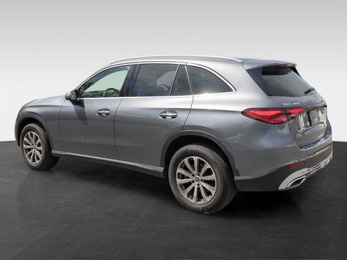 Used 2023 Mercedes-Benz GLC 300 4MATIC w/ Pinnacle Trim Package image 7