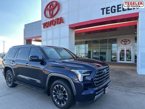 Used 2023 Toyota Sequoia Limited image 1