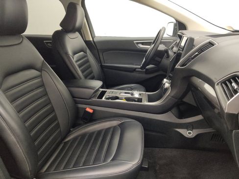 Used 2024 Ford Edge SEL image 21