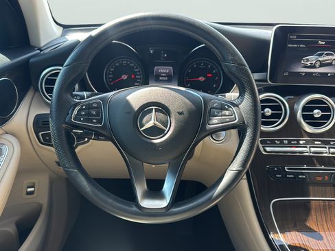 Used 2019 Mercedes-Benz GLC 300 image 17