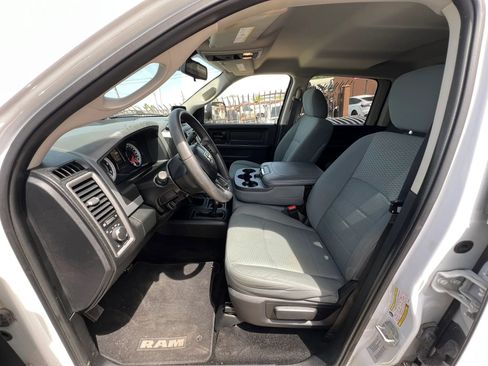 Used 2015 RAM 2500 Tradesman w/ Chrome Appearance Group AWD/4WD image 15