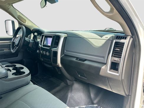 Used 2017 RAM 3500 SLT image 28