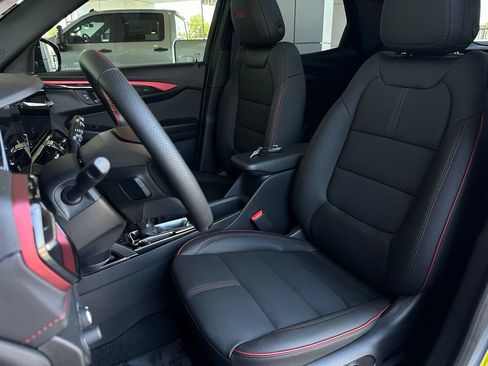 New 2026 Chevrolet TrailBlazer RS w/ Convenience Package FWD image 12