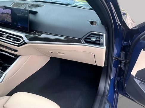 Used 2023 BMW 330i Sedan w/ Driving Assistance Package RWD image 17