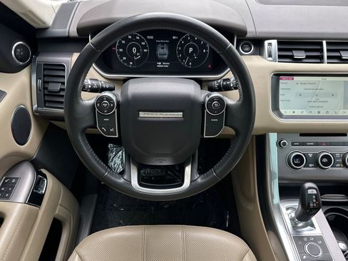 Used 2017 Land Rover Range Rover Sport HSE image 27